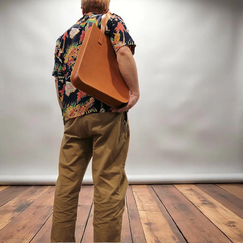 サムライクラフト 縦型トート OLMA (オルマ）