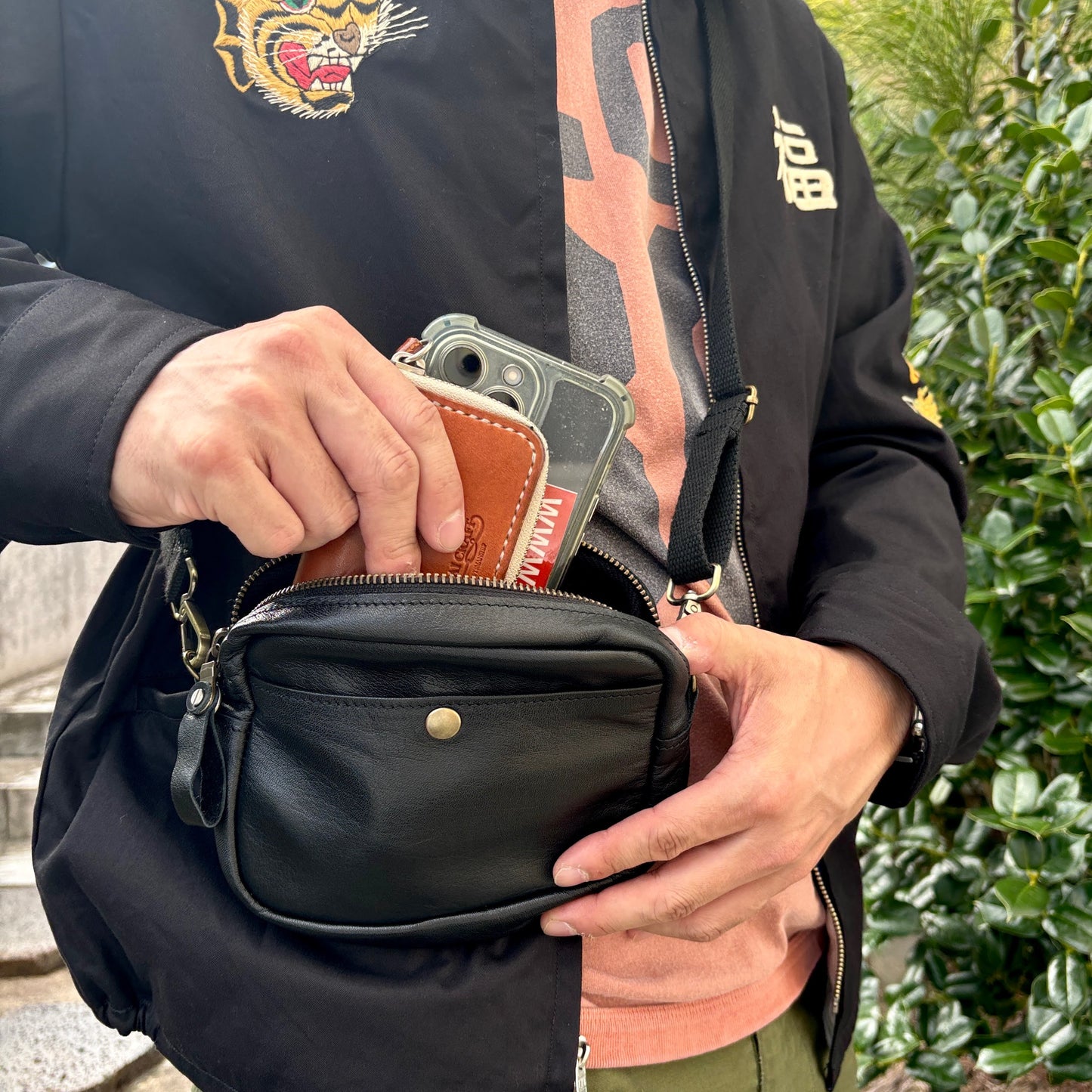 サムライクラフト スマホショルダー 横型 ミニショルダーバッグ