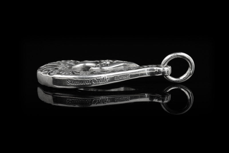 サムライクラフト ダブルフェイス フィッシュフック モチーフ ペンダントトップ